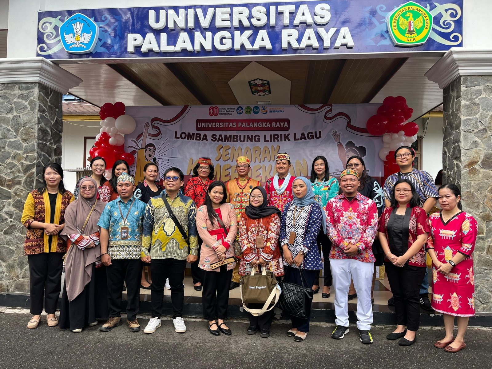 Semarak HUT RI ke-80 di UPR: FISIP UPR Sabet Juara Lomba, Kolaborasi Angklung Dharma Wanita Pukau Hadirin